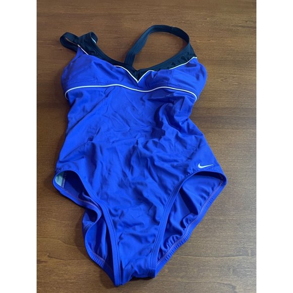 Nike Swimsuit M (8) One-Piece Racerback Purple V-Neck Athletic Swim - Picture 1 of 6